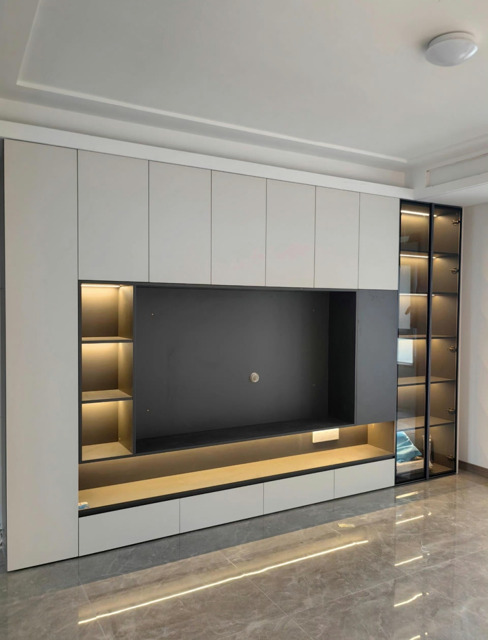 满墙电视柜装修,美观耐看实用!