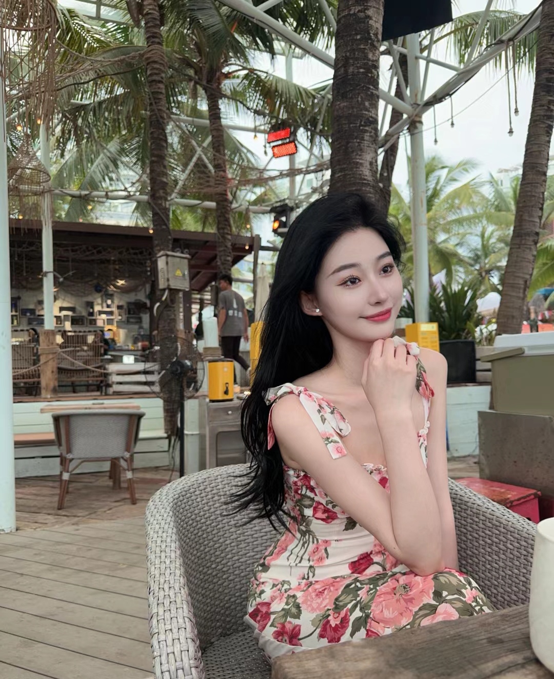 有时候,生活就像你从超市拎出来两大袋子东西,好重好重,细细的塑料袋