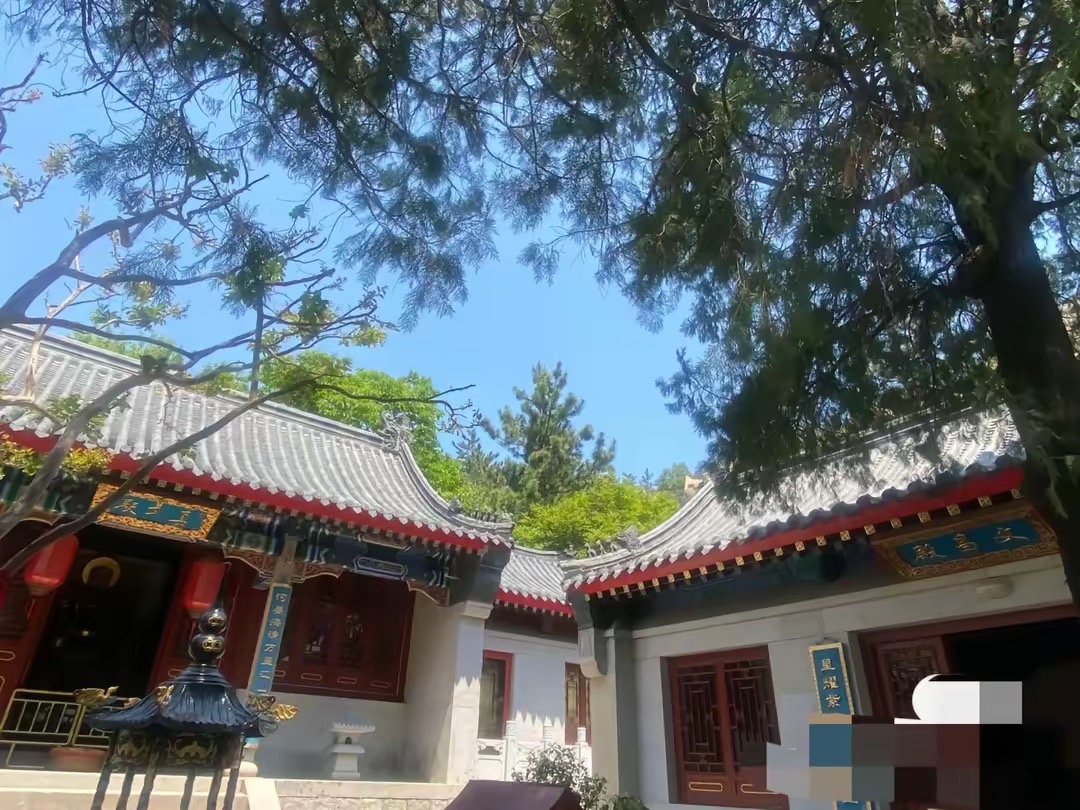 青岛二龙山—因水库形成的景区