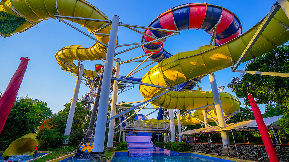 常州溧阳的天目湖水乐园,这座也算是溧阳老牌的水乐园了,乐园在天目湖