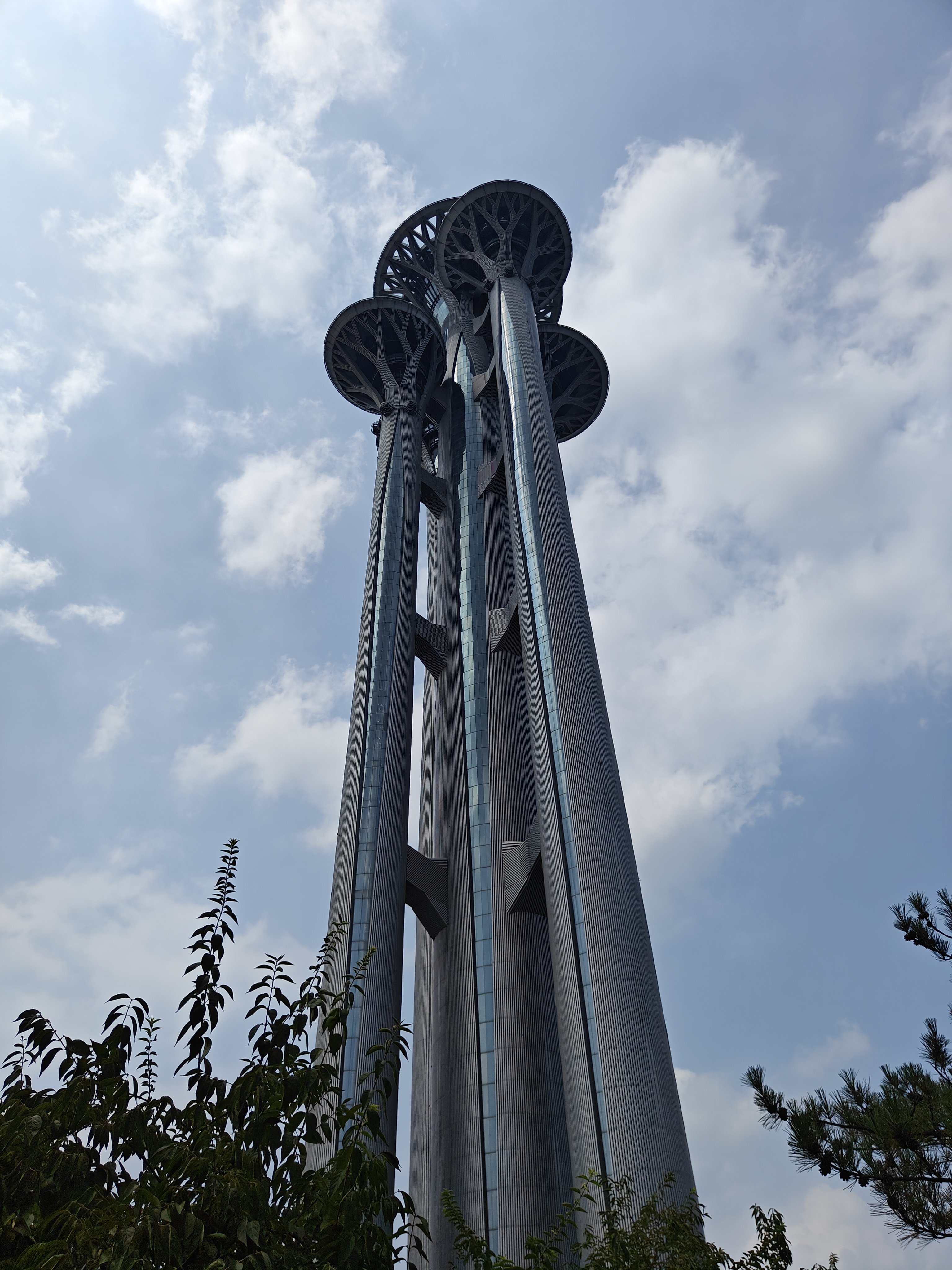 登顶奥林匹克塔,俯瞰鸟巢水立方,凝望奥运五环,感受奥运精神,如今在