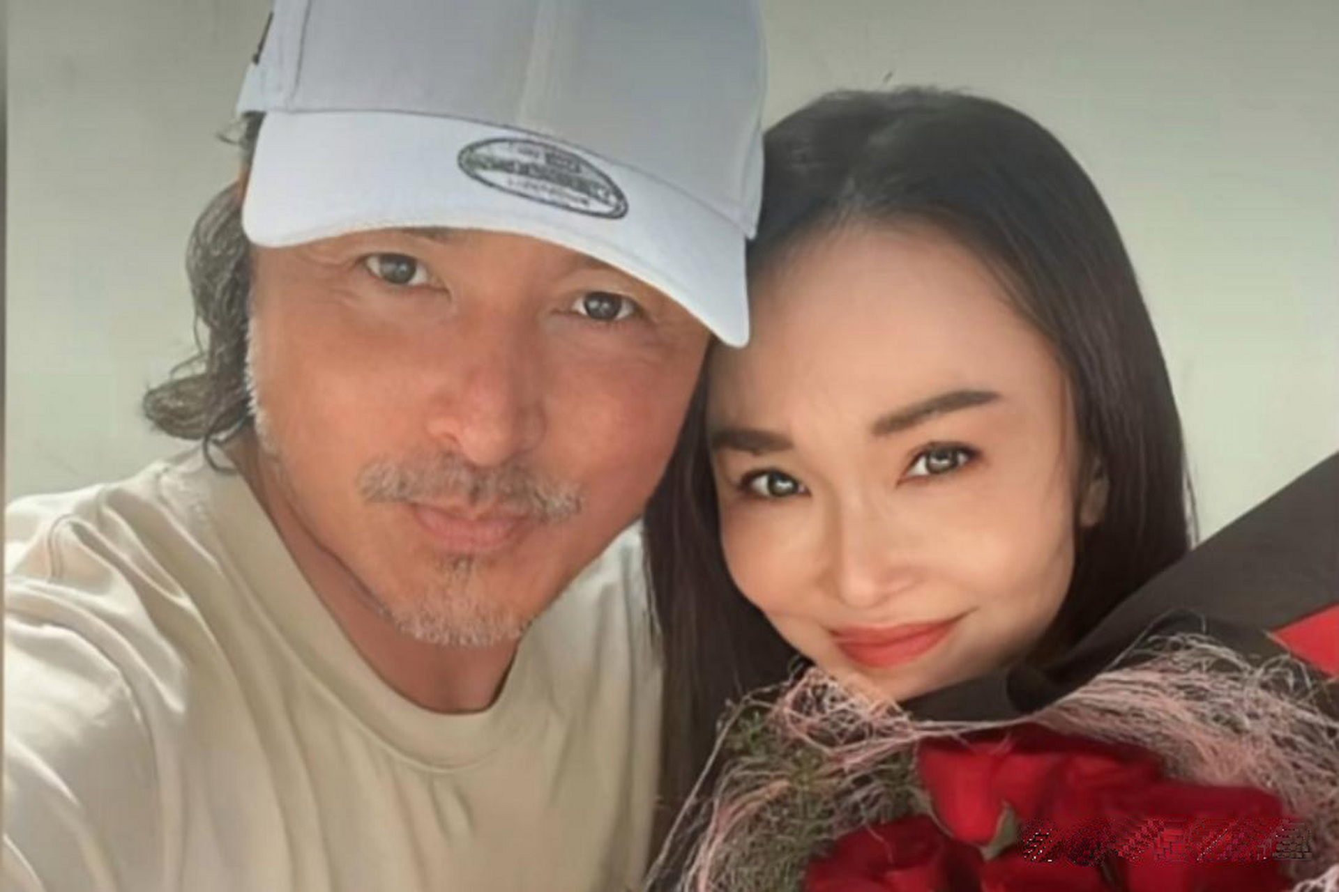 新加坡演员范文芳和老公李铭顺.