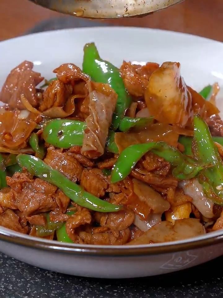 分享五道特色家常小炒菜,做法简单易学,下酒又下饭