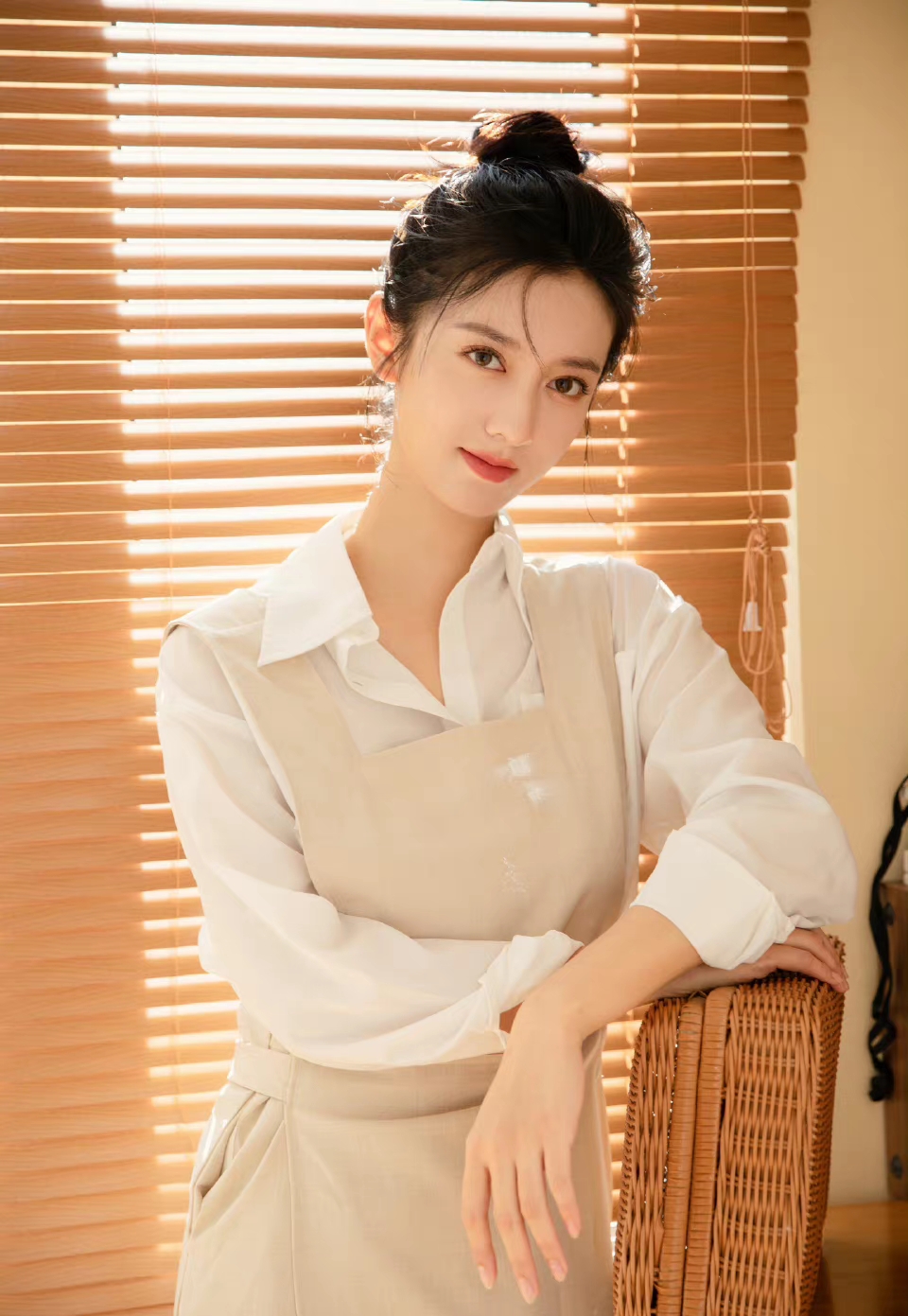 陈姝君的穿搭有简约日常感