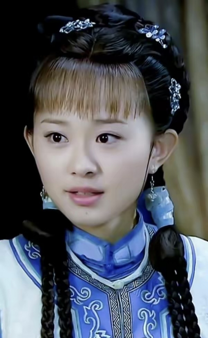 金锁扮演者孙耀琦是不是也do脸了,看着和早期的样子不太像啊.