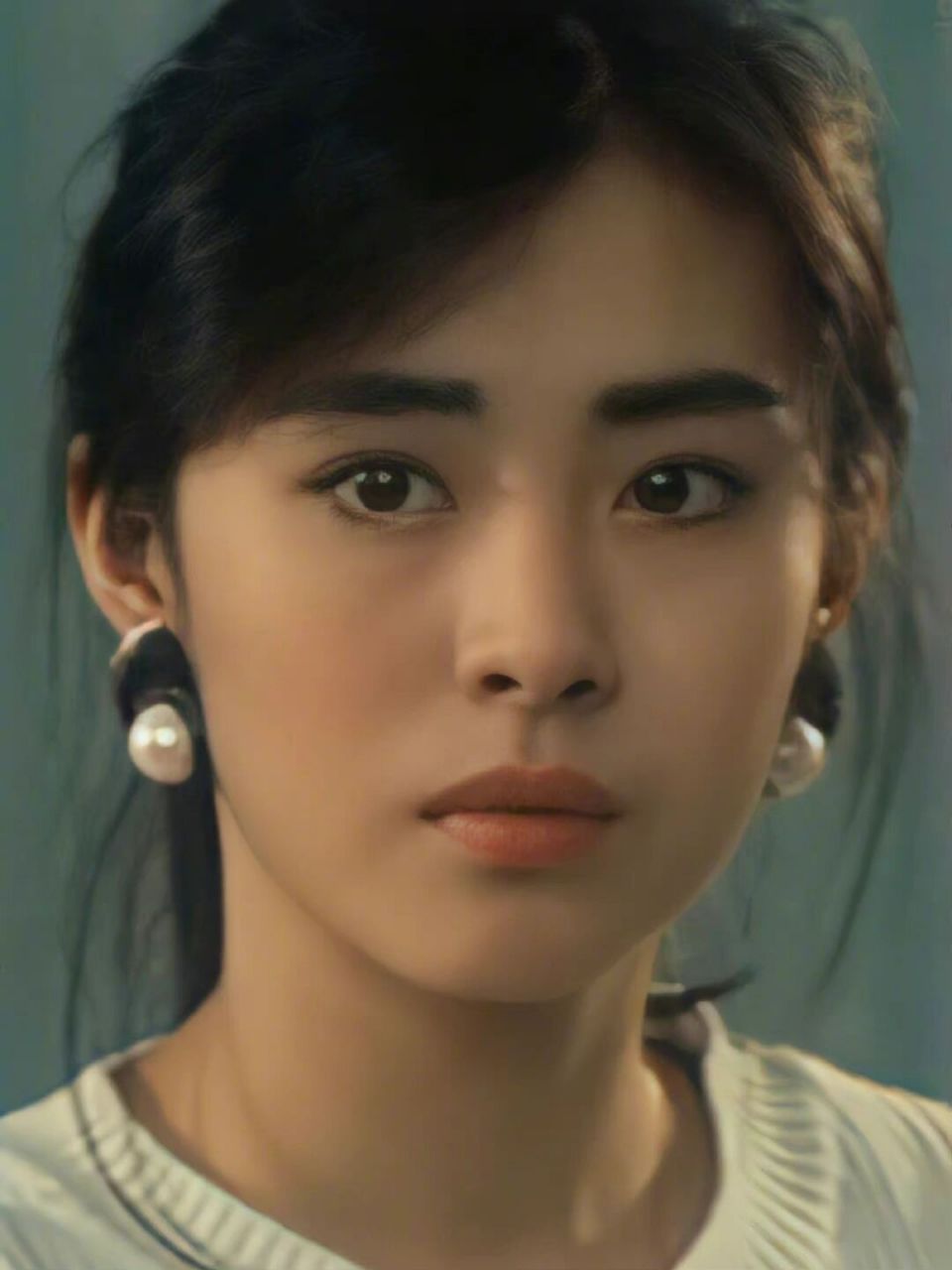 ai技术还原"王祖贤"旧照,美得让人心动!