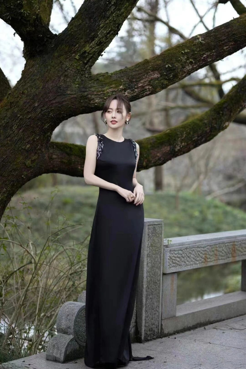 张嘉倪婚纱图片