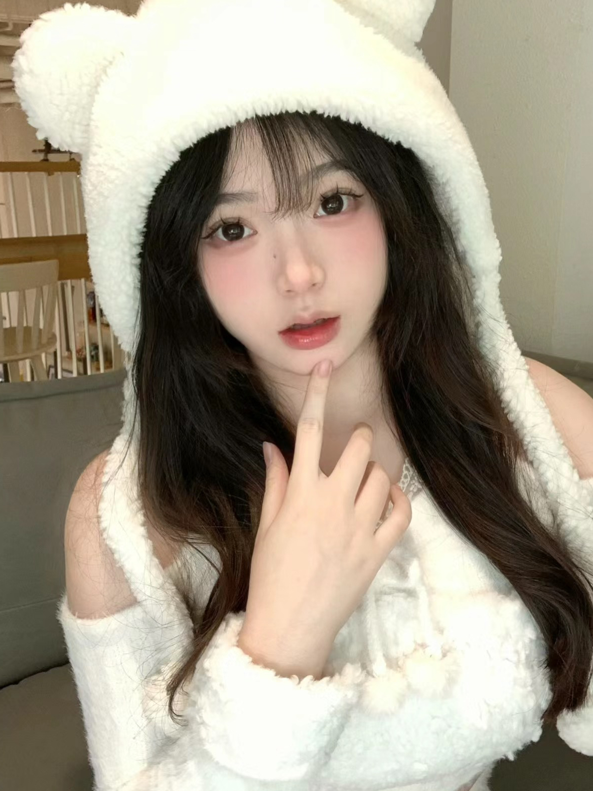 昨天刚下班回家,婆婆已经做好饭,我忙着端菜上桌