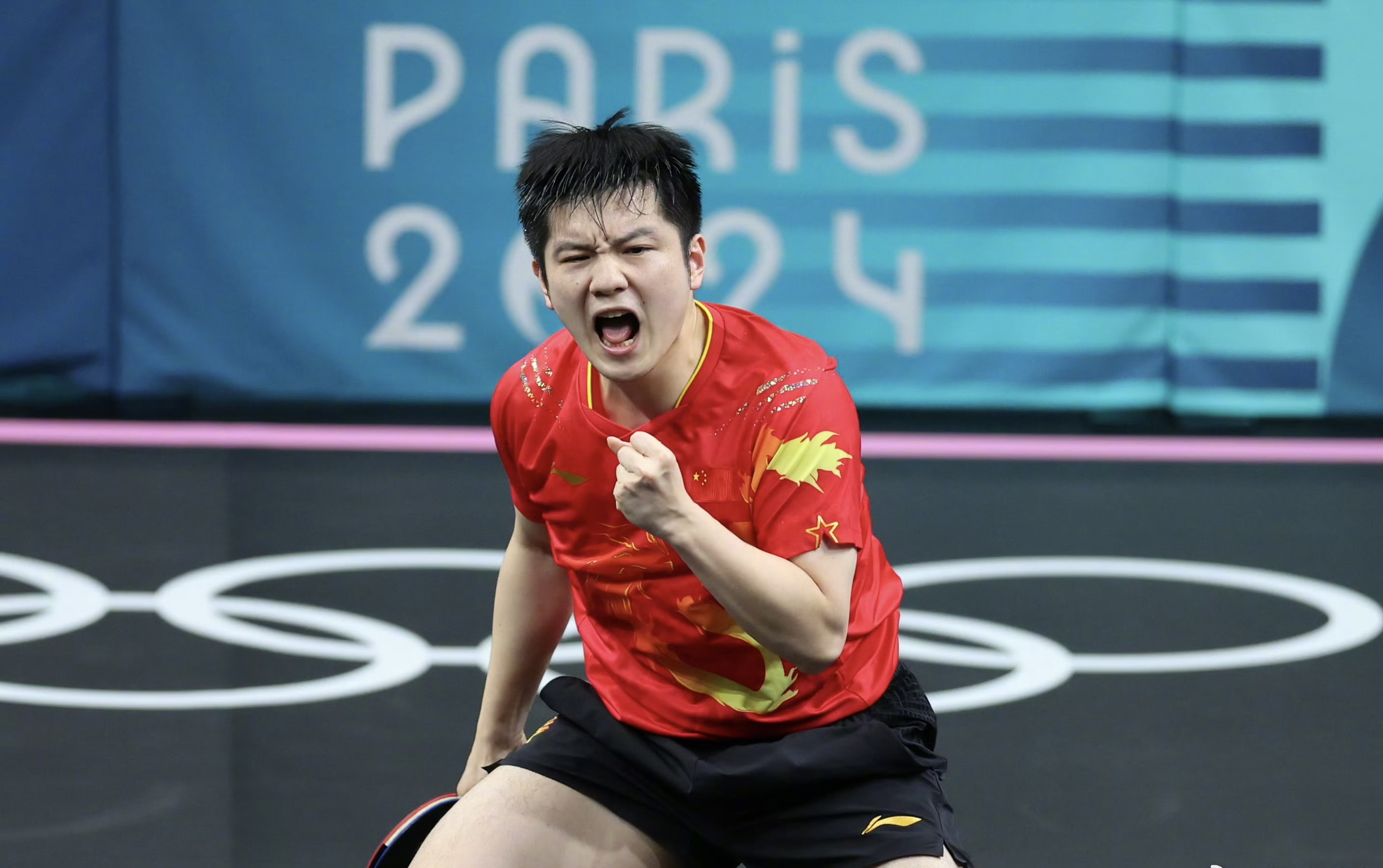 樊振东太厉害了,8月4日晚进行的巴黎奥运会乒乓球男单决赛中,樊振东