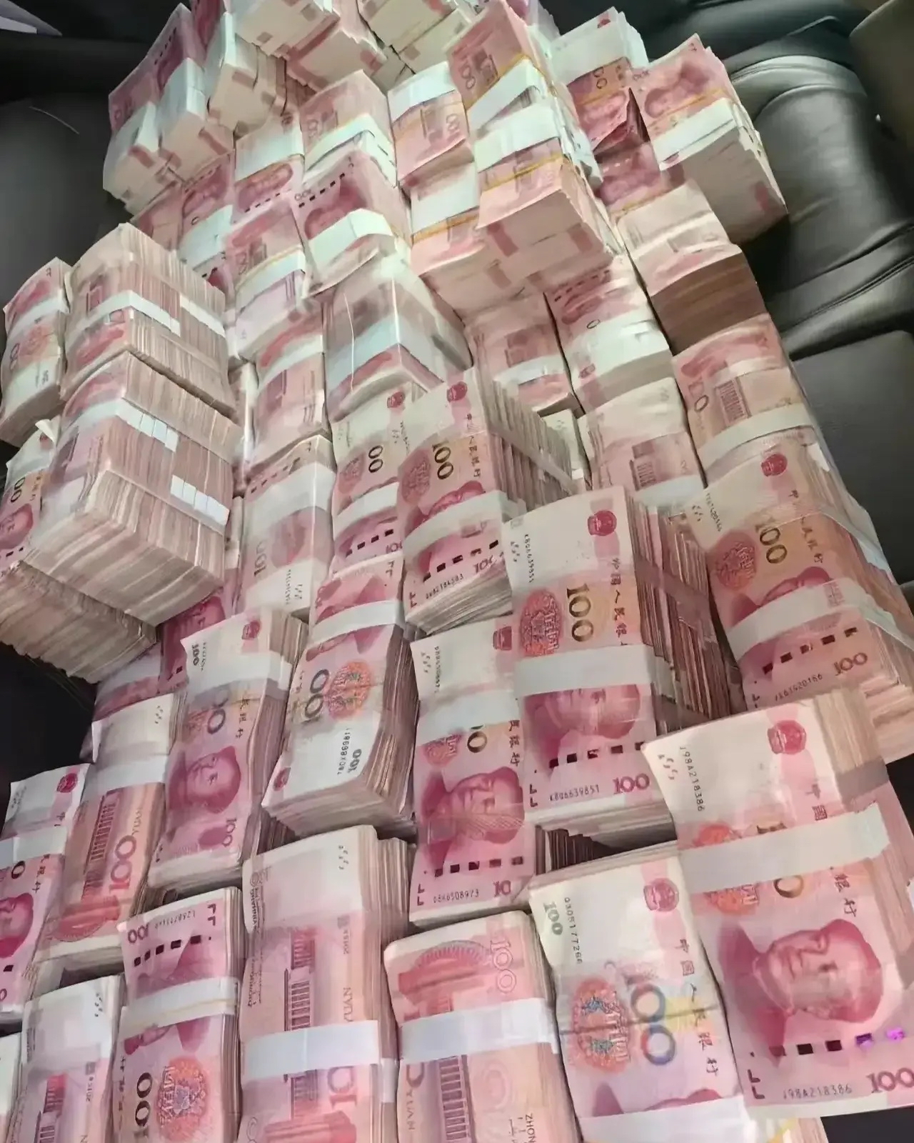 钱是有灵性的,你刷到这800万的时候千万别轻视! 轻视损失就大了!