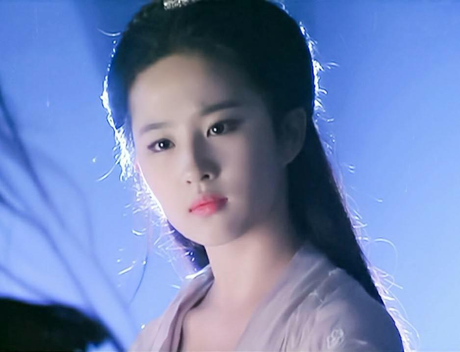 刘亦菲的4个经典角色,有3个她都不是第一人选,蒋勤勤王艳可惜了