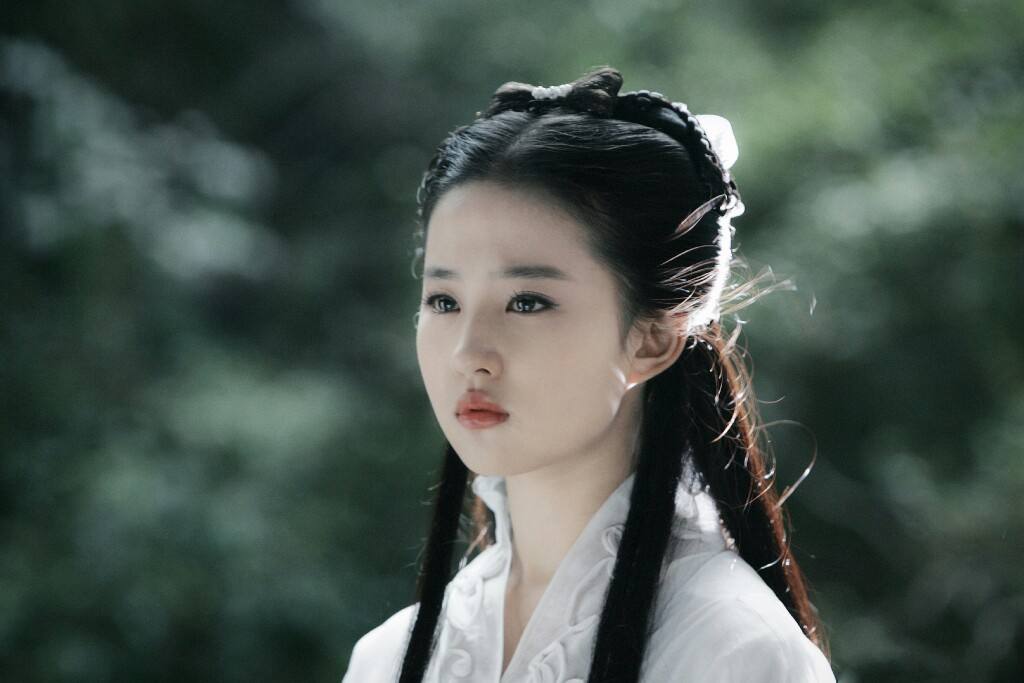 刘亦菲的4个经典角色,有3个她都不是第一人选,蒋勤勤王艳可惜了