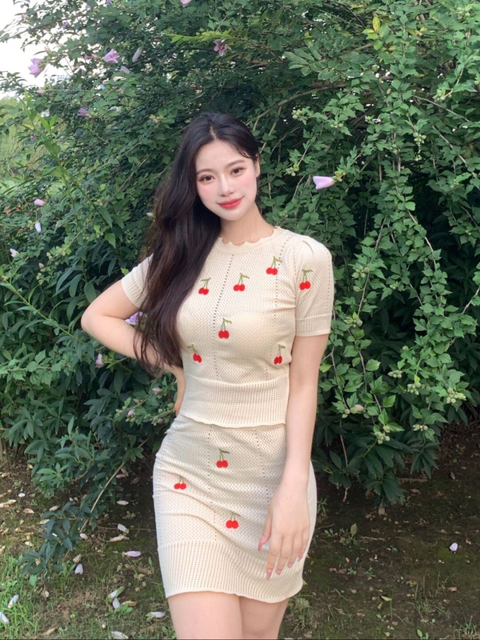 微胖姑娘身高168cm,体重130斤,这样穿美不美?