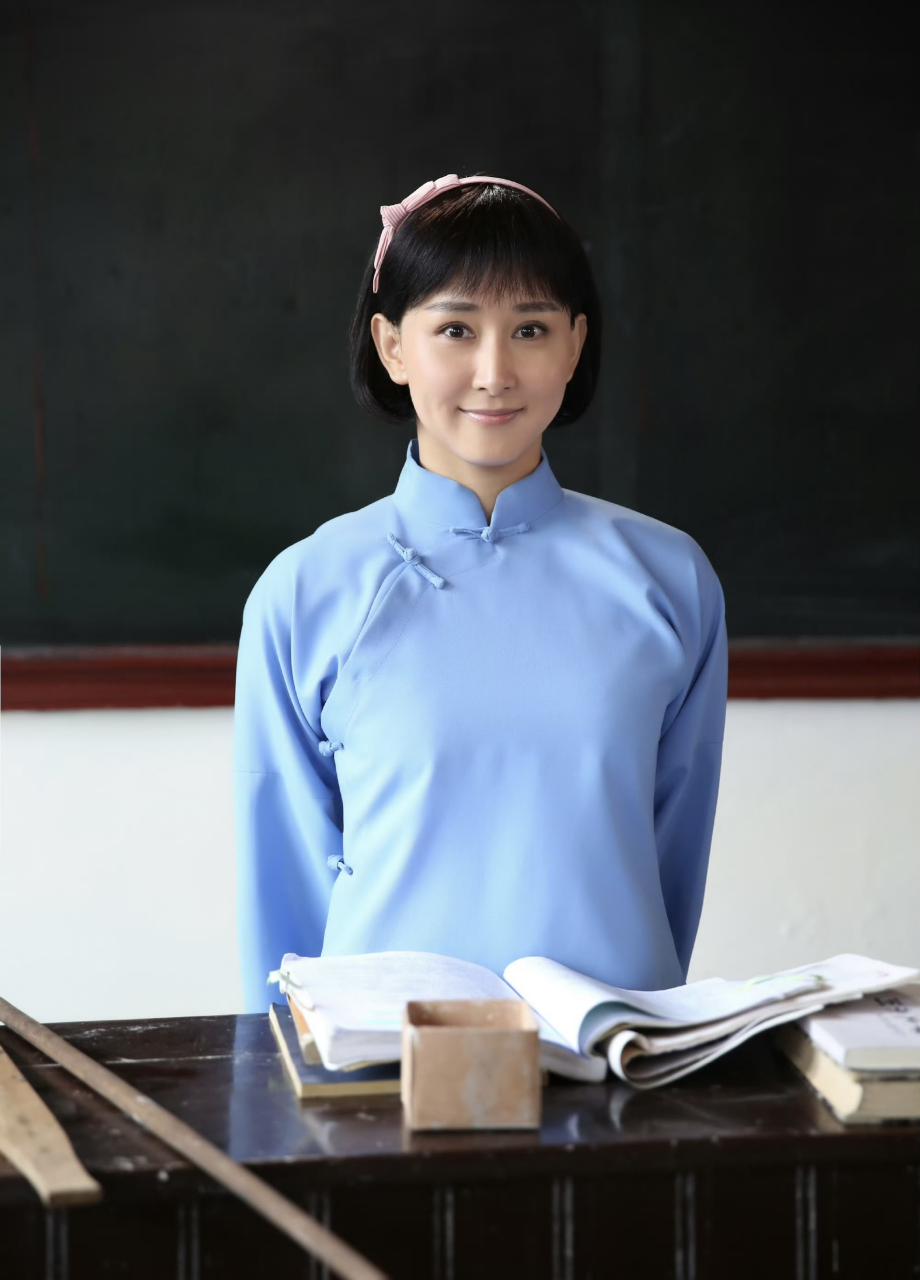 胡静民国学生造型