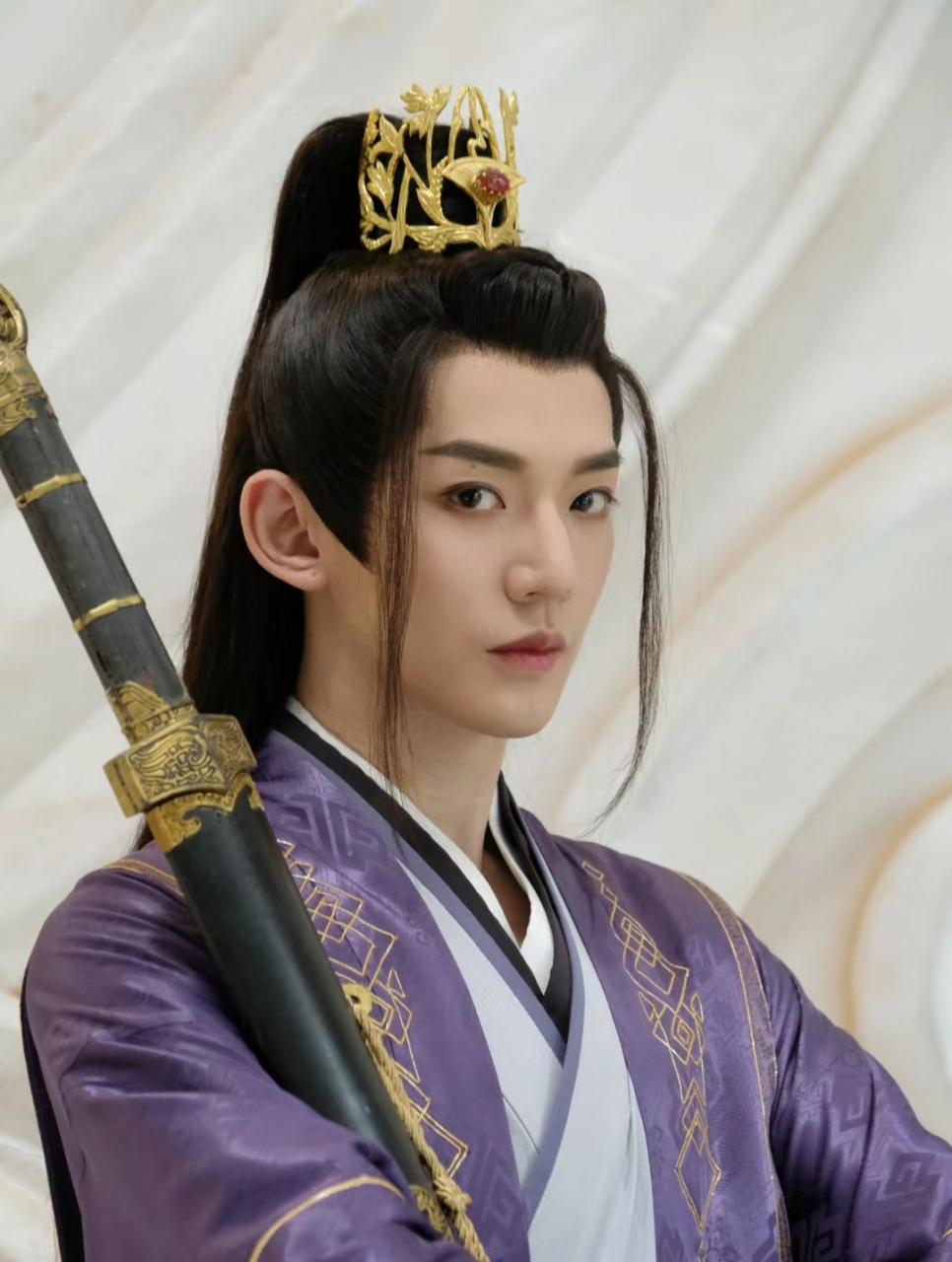 邓为重紫时期的照片,温柔帅气的秦柯师兄