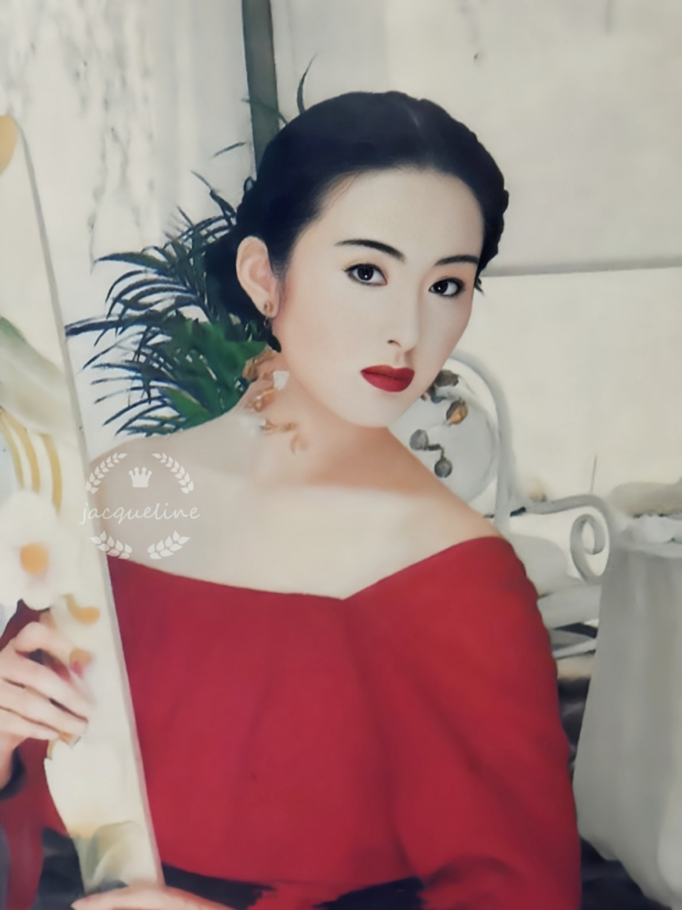 年轻时的张敏真美!