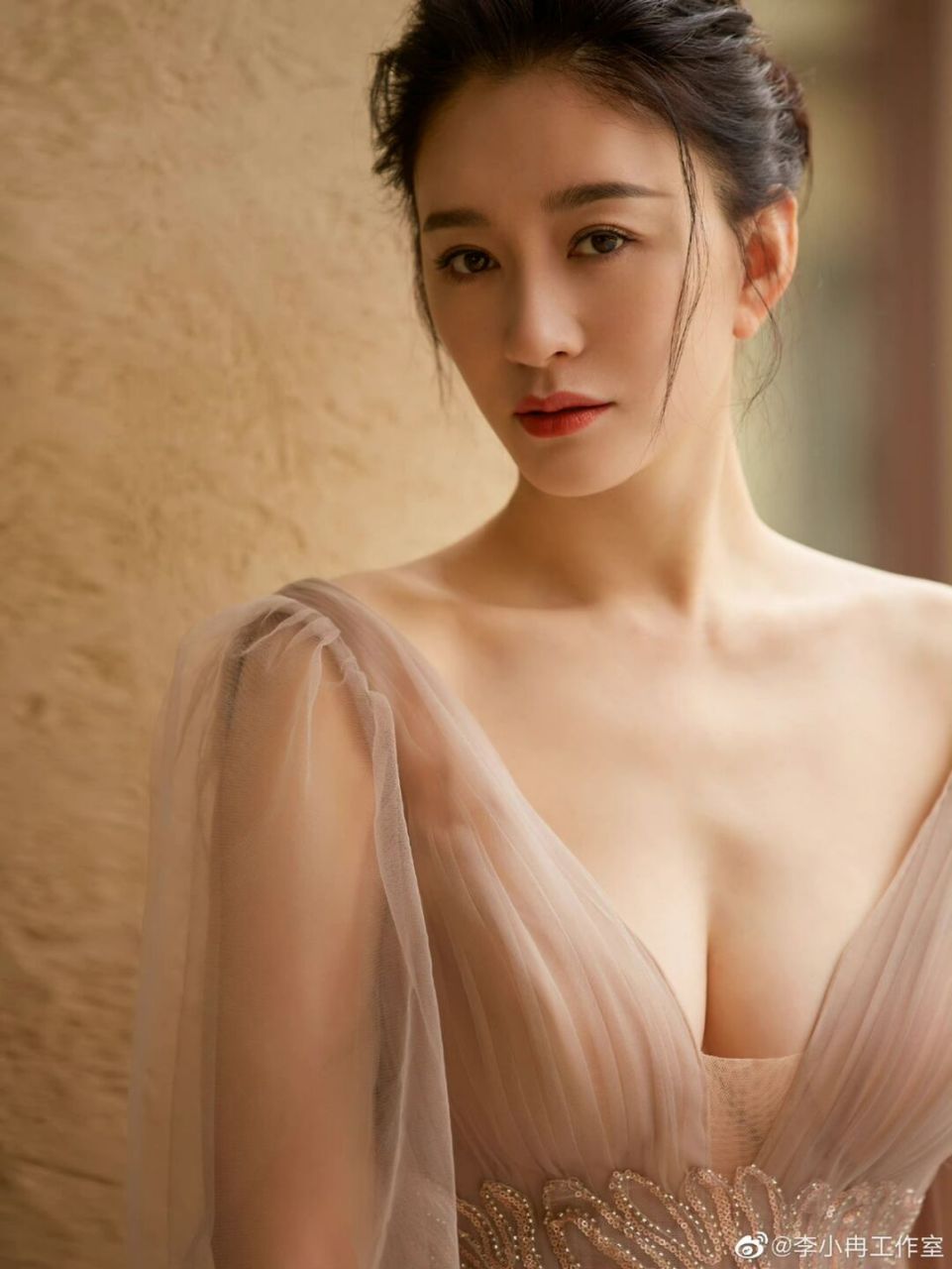 李小冉46岁身材也太好了吧