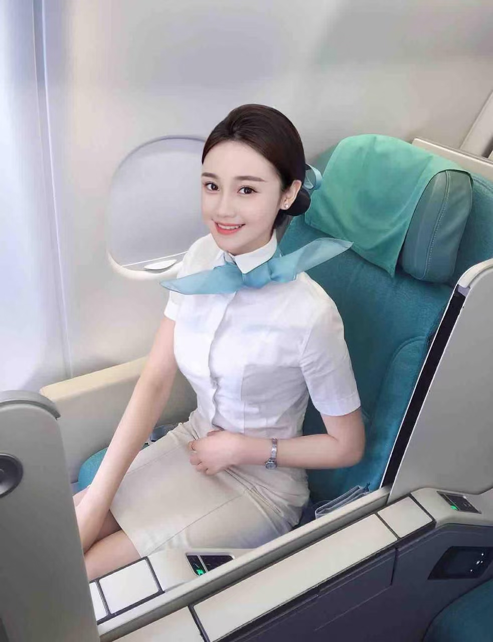 空乘模特伴游真实可靠