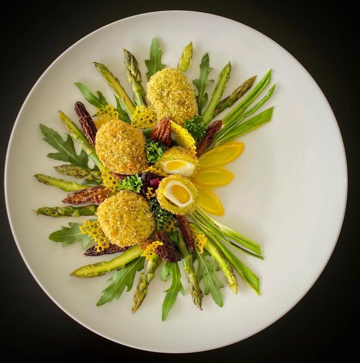 今日是芦笋摆盘主题!