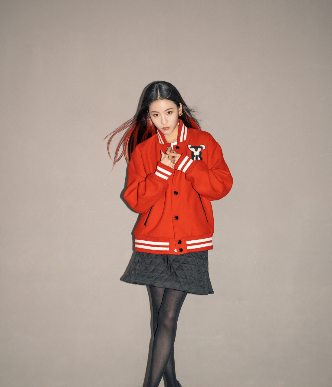 孙芮美腿写真精选