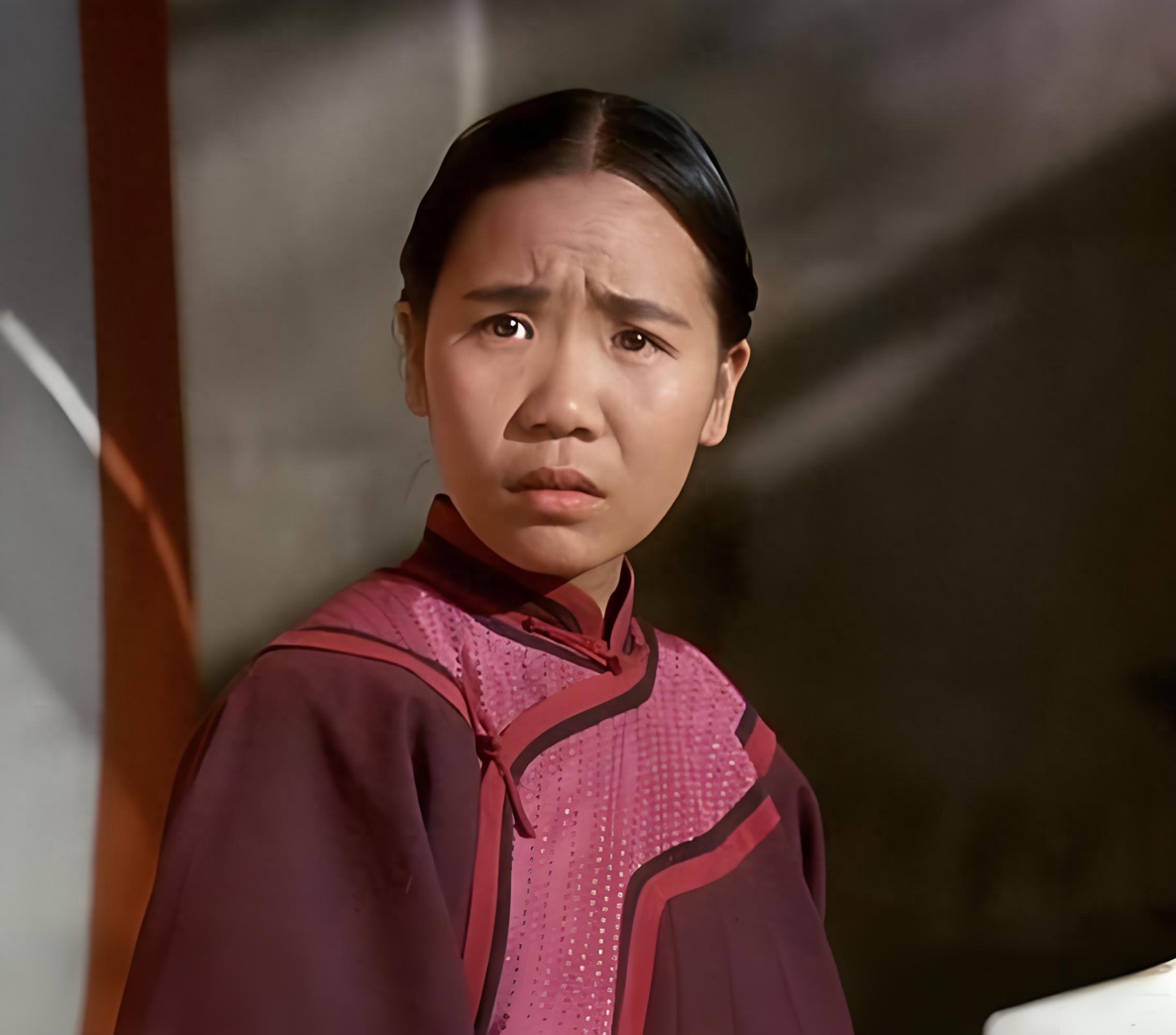 她曾被诟病长得丑,却成功嫁入豪门,息影后帮丈夫打理万贯家产