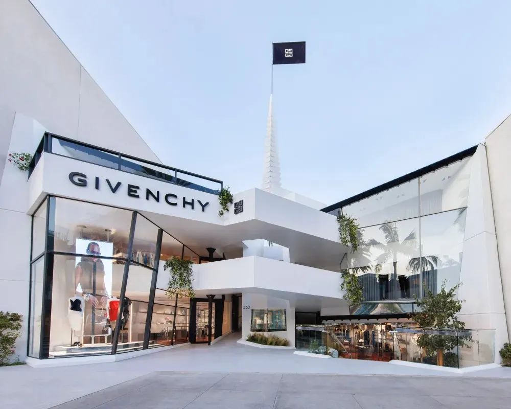 givenchy 于西海岸开设首家旗舰店