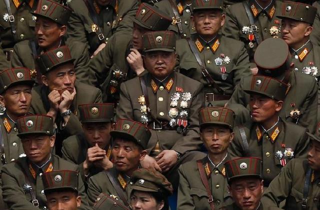 1999年朝鲜第三军团一步兵连,因不满粮食分配暴动,全部遭枪杀