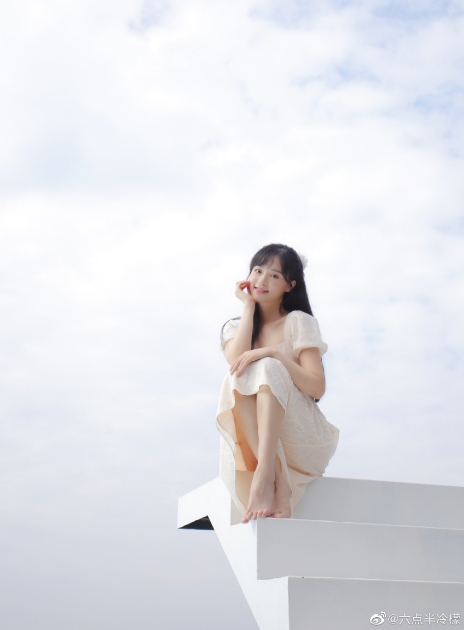 "陈翔六点半"演员冷檬2020年写真大片