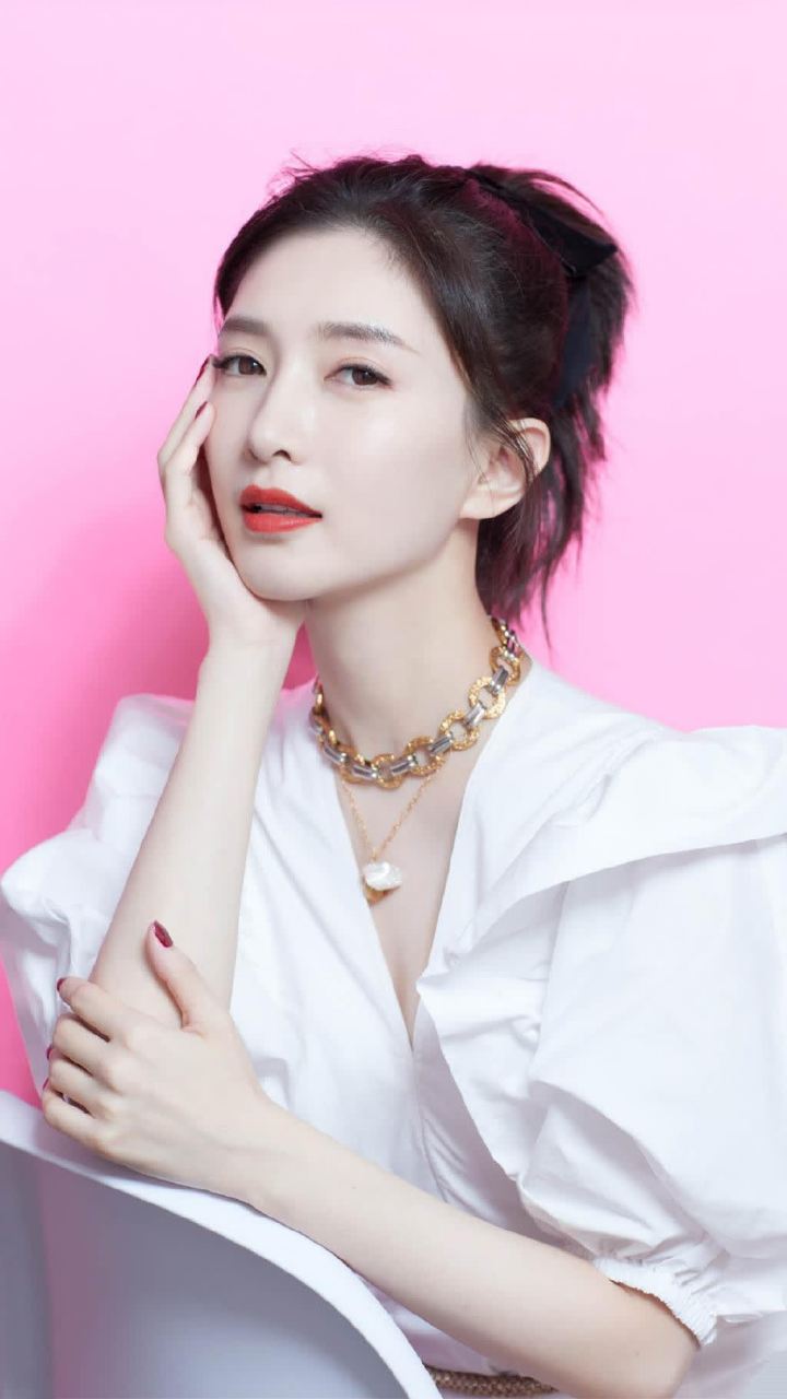江疏影清新甜美手机壁纸