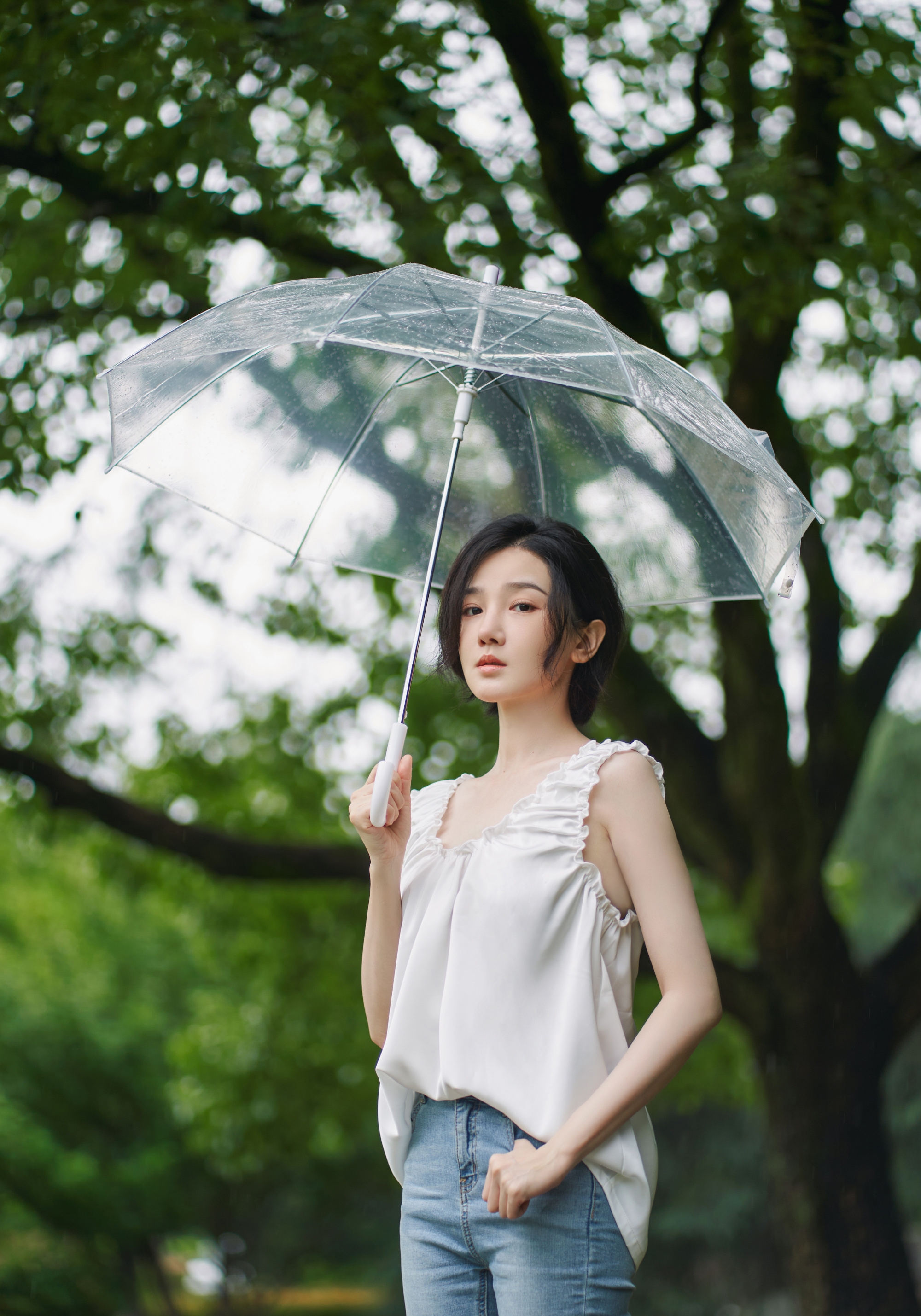 陈小纭的穿搭日常也简约