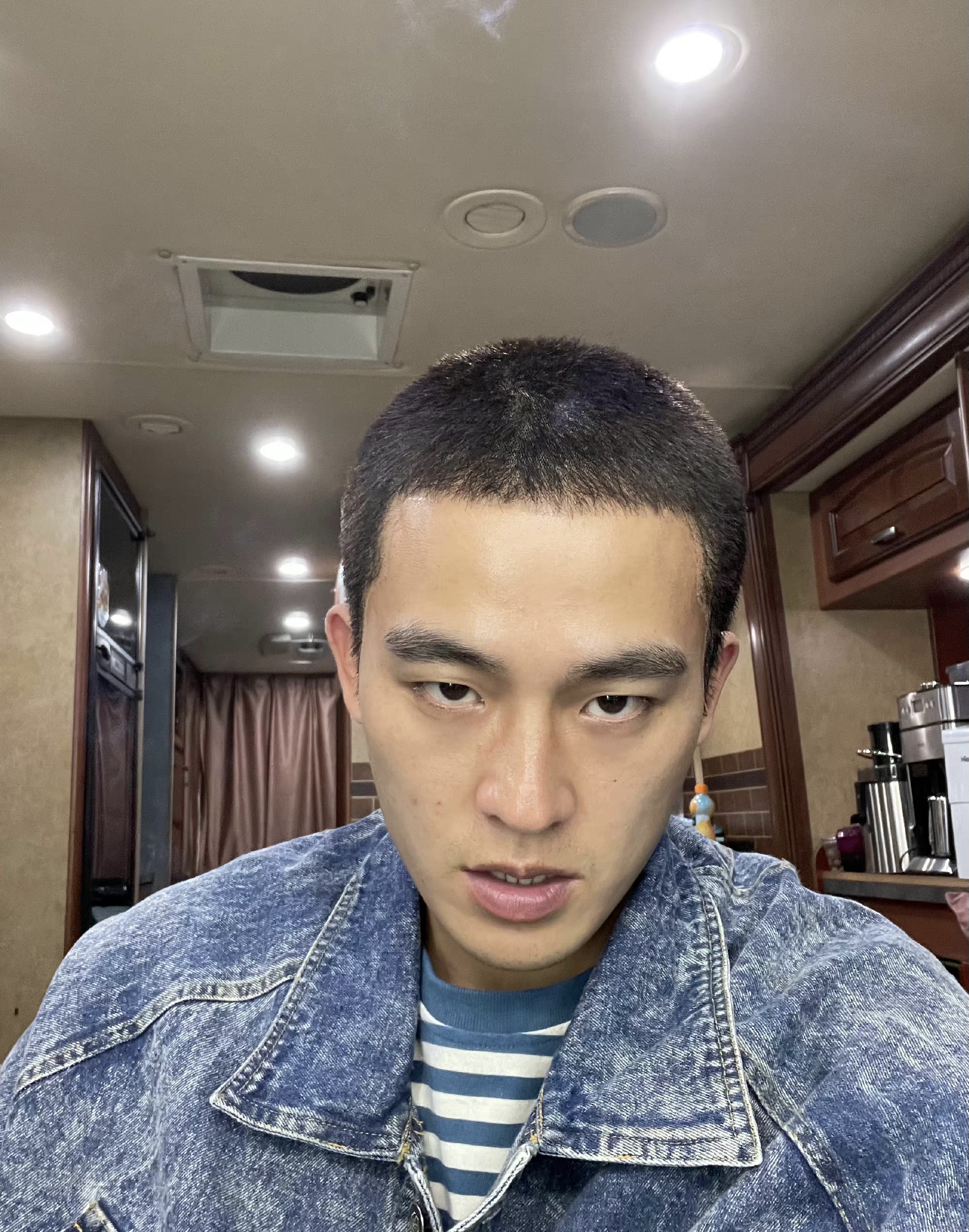 谁能拒绝寸头的欧豪,又痞又邪又帅