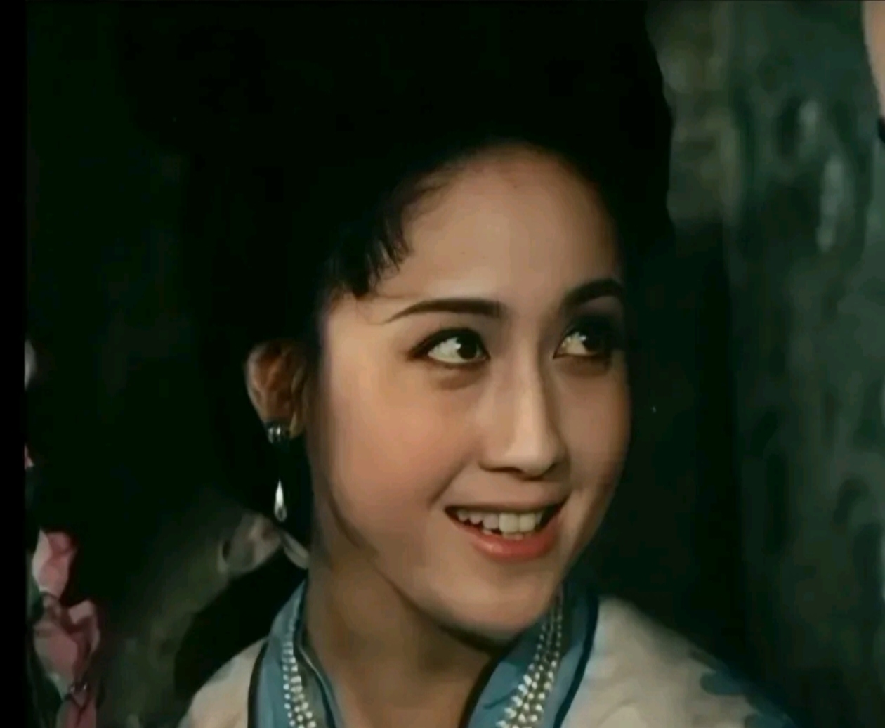 1983年上映的电影《精变》,由魏慧丽和徐少华主演
