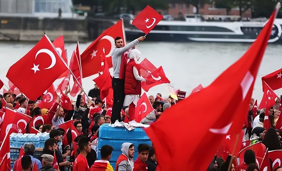 300万土耳其人,为什么大规模移民德国?