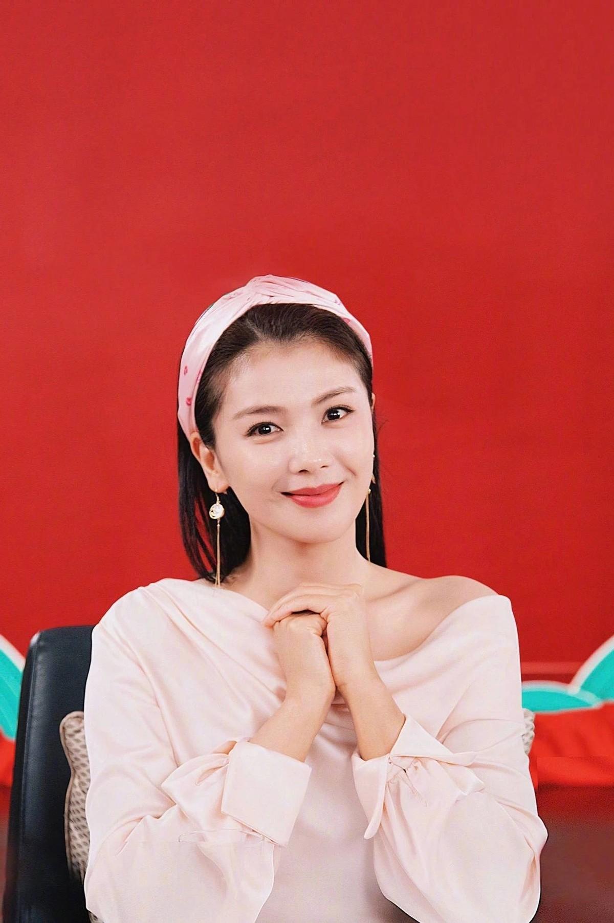 李玮珉:顶级设计师身家不输王珂,却因刘涛的电梯邂逅输的彻底