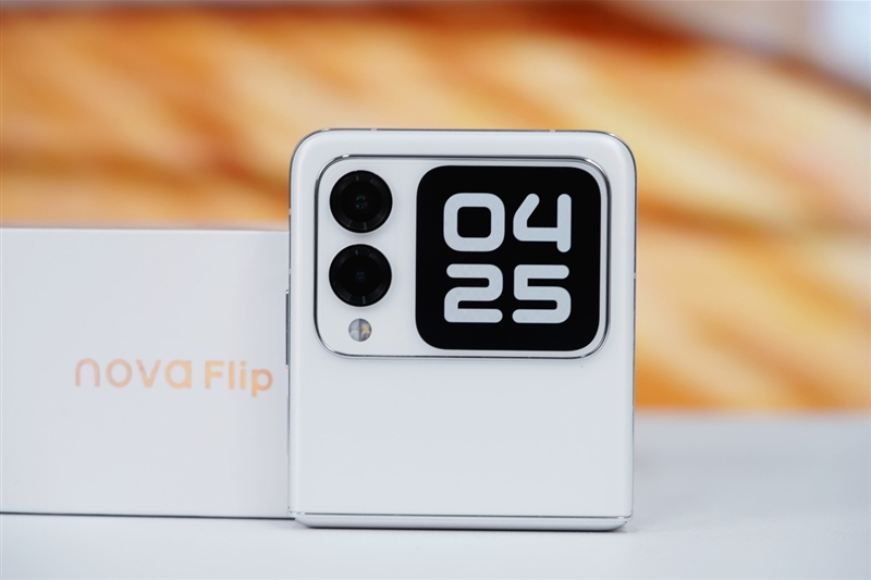 好看好玩的解压神器！华为nova Flip评测：这方形外屏我能玩一天