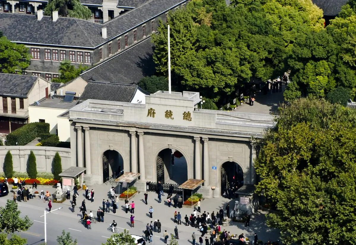 南京的交通体验:南京的交通非常便捷,完全没有必要参加旅行团