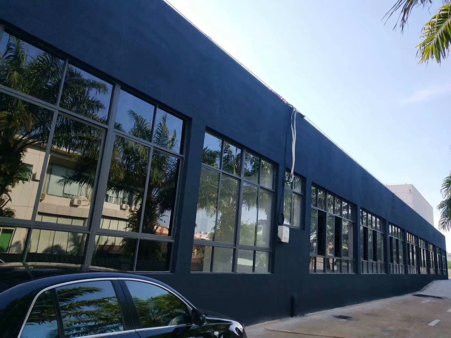 1000平工厂玻璃贴万顺新材建筑膜隔热效果好嘛?