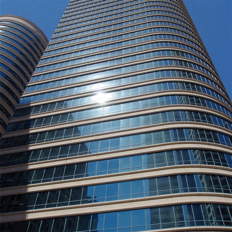 写字楼玻璃幕墙贴万顺新材隔热膜能防晒吗?