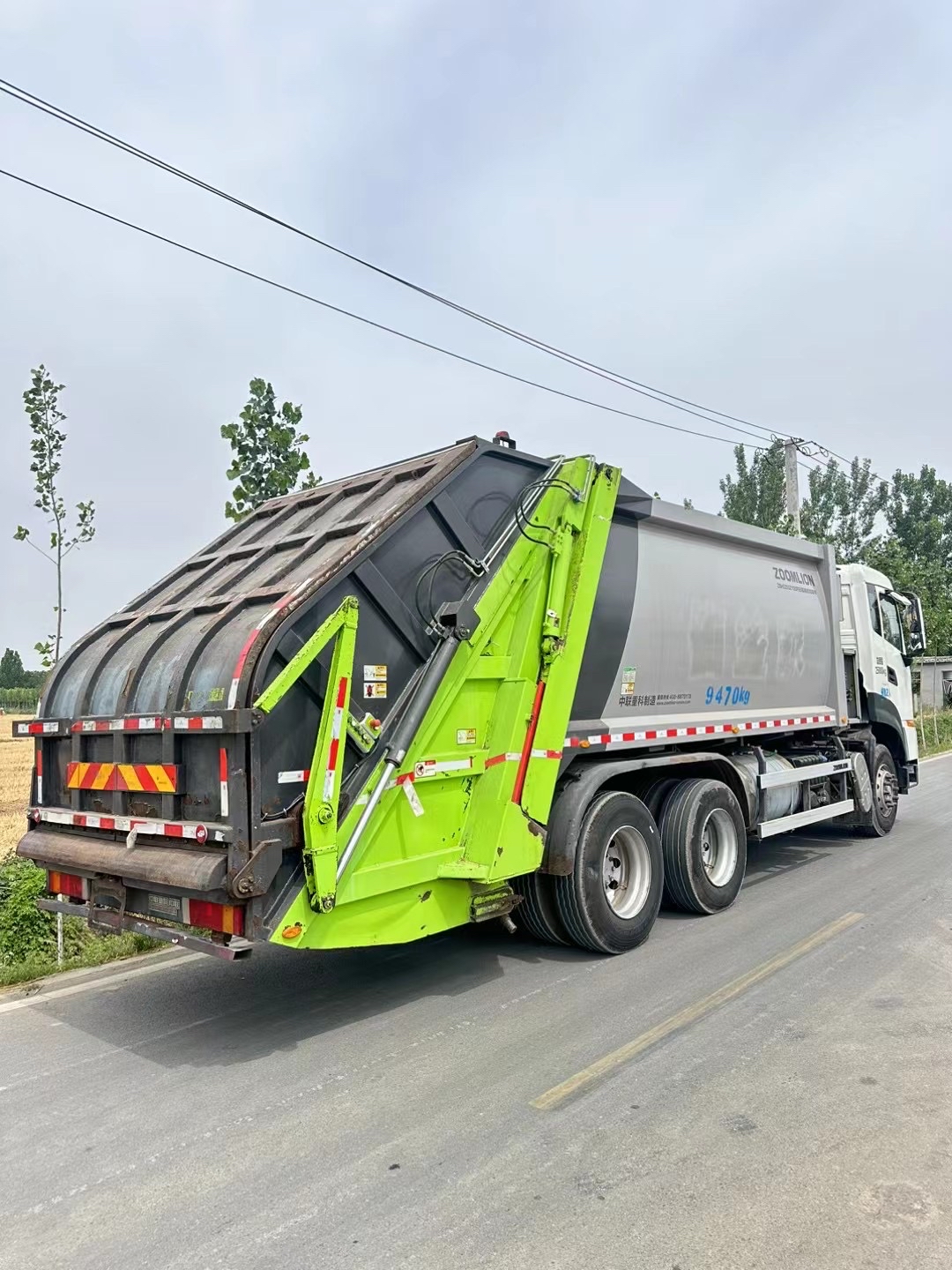 二手全手续垃圾车中联重科垃圾车压缩垃圾车二手环卫车