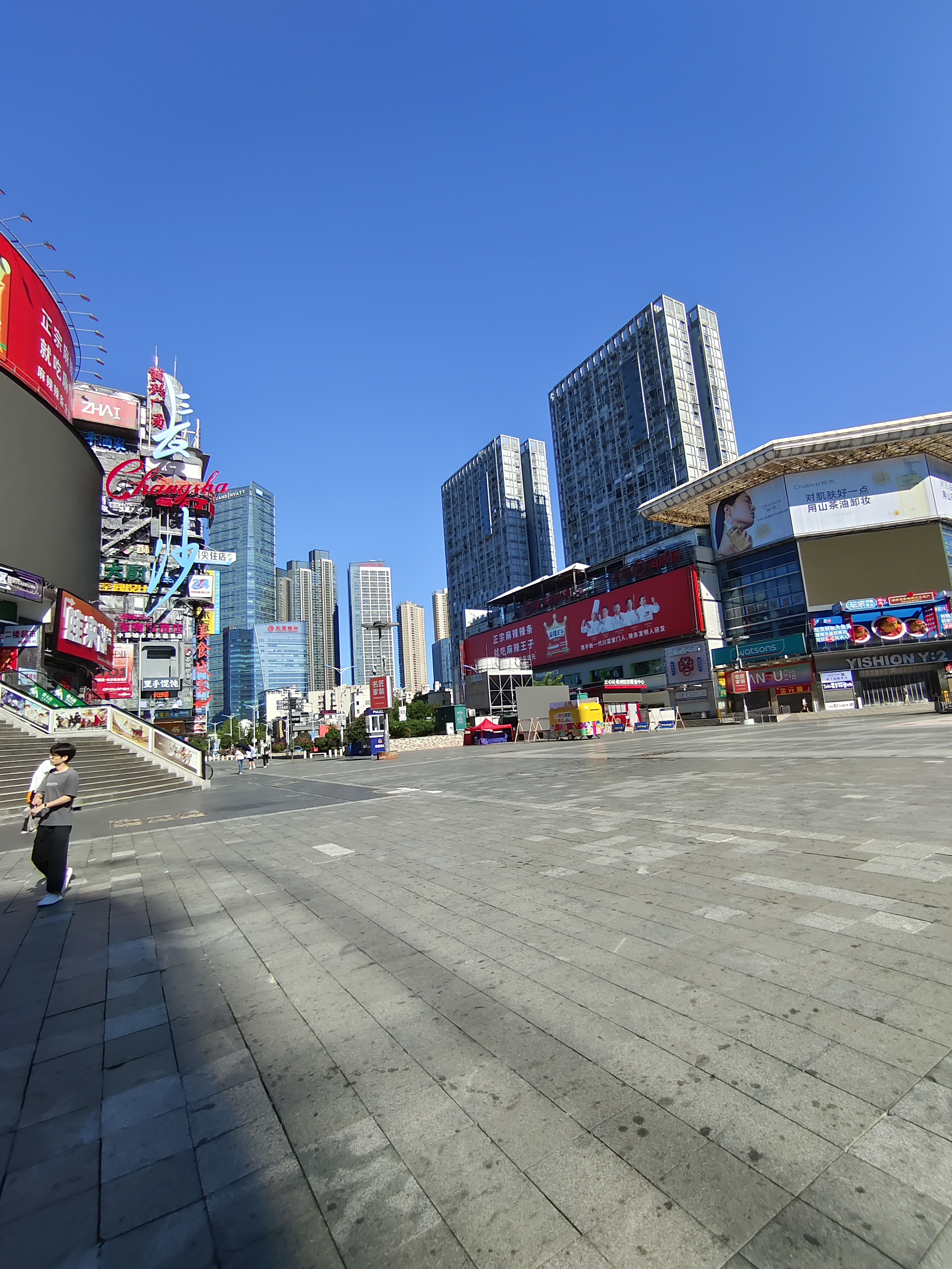 柿子专挑软的捏,而且越软越好捏.软柿子如何硬起来?