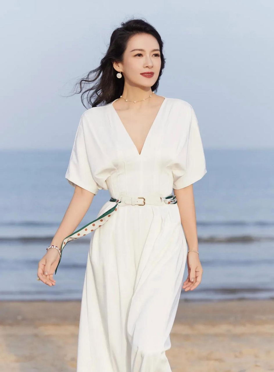 章子怡的沙滩最美[灵光一闪]