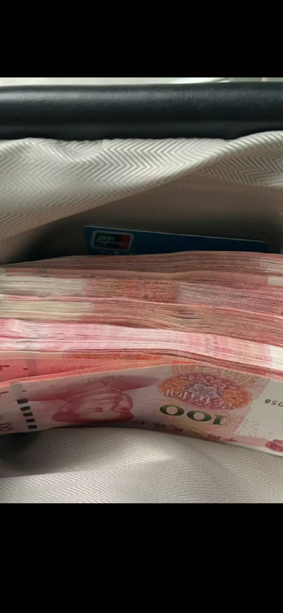 1元10万赞(一块钱10万赞)