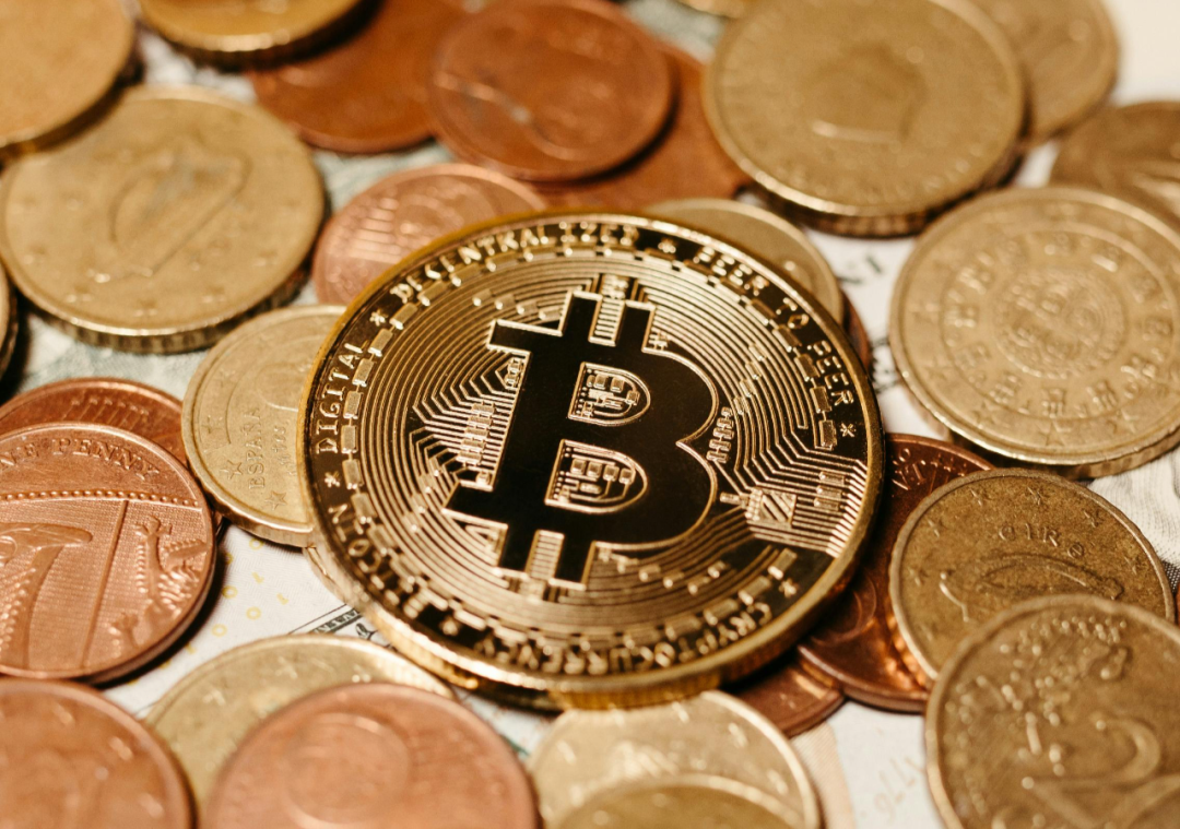 前几年挖矿比特币_以前挖比特币有多赚钱