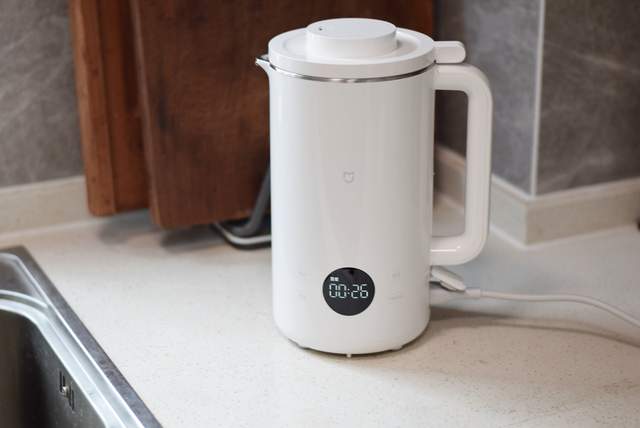 不再需泡发,小米豆浆机让做豆浆更加便捷