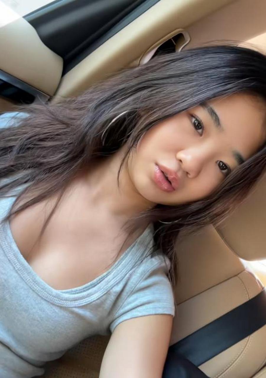 等比例长大!曹格女儿grace近照