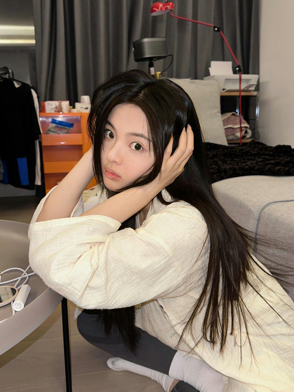 杨超越素颜都这么漂亮,活该能火.