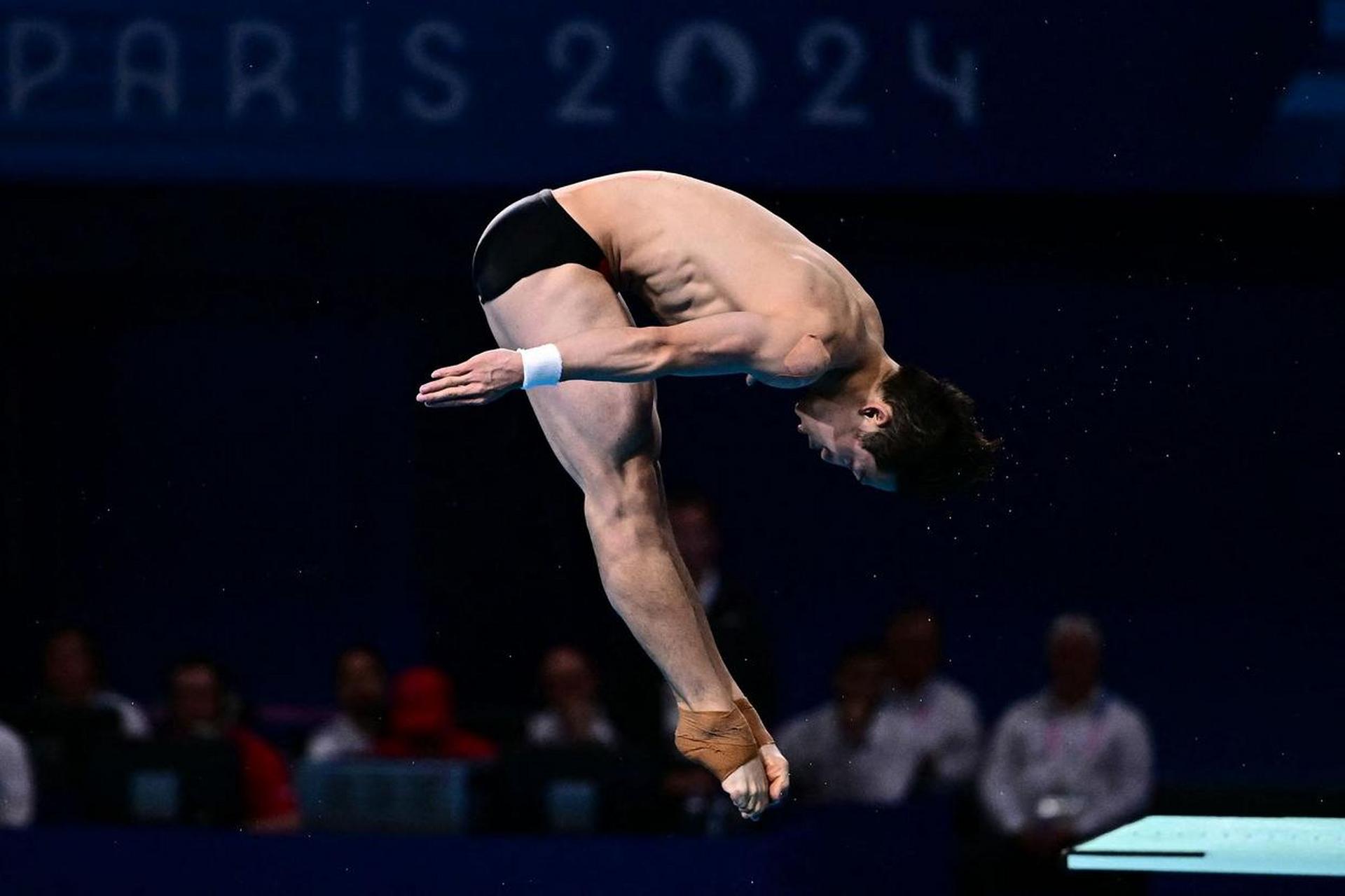 谢思埸跳水3米板金牌,巴黎奥运会跳水男子单人3米板决赛,谢思埸夺得