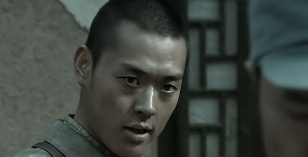 再看《亮剑》才懂:魏和尚惨遭土匪杀害后,为何段鹏异常的冷漠