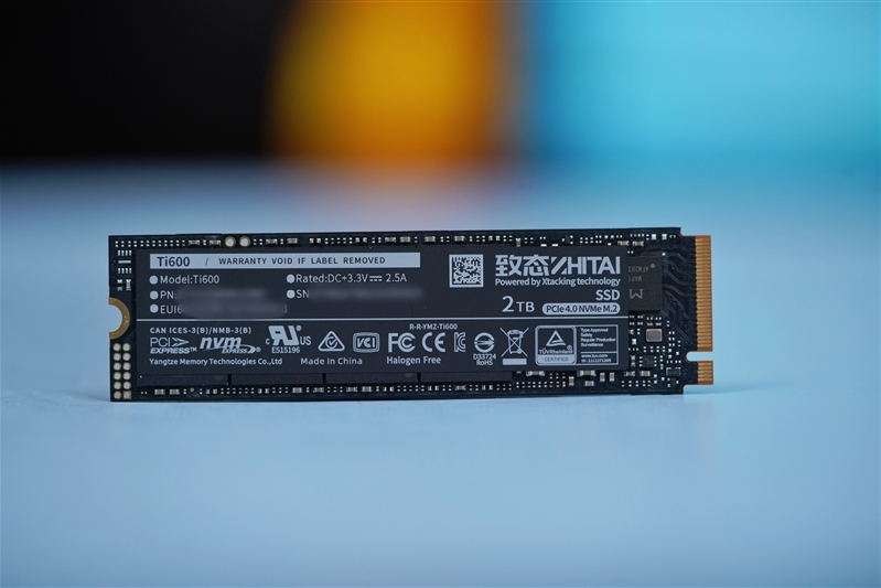 长江存储Ti600 2TB SSD高温测试：性能依然满速