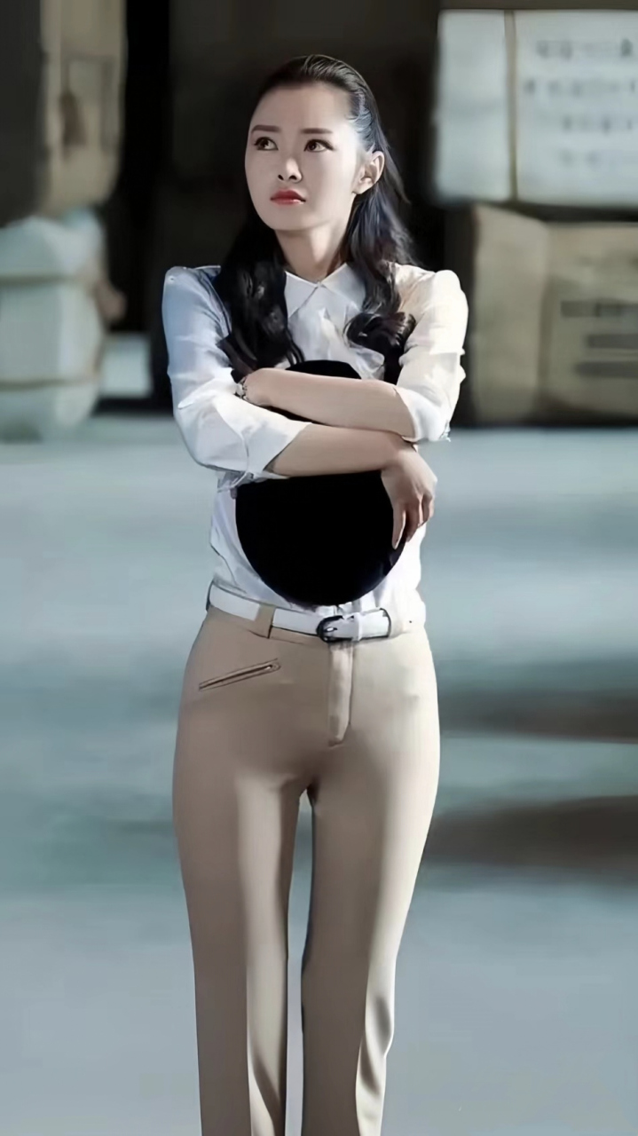 想不到以前的宋轶身材也这么好.